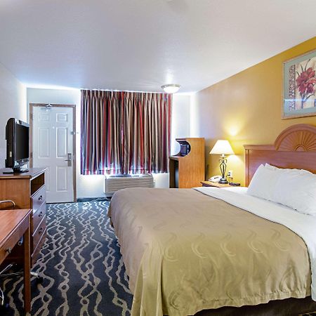 Quality Inn Huron Εξωτερικό φωτογραφία