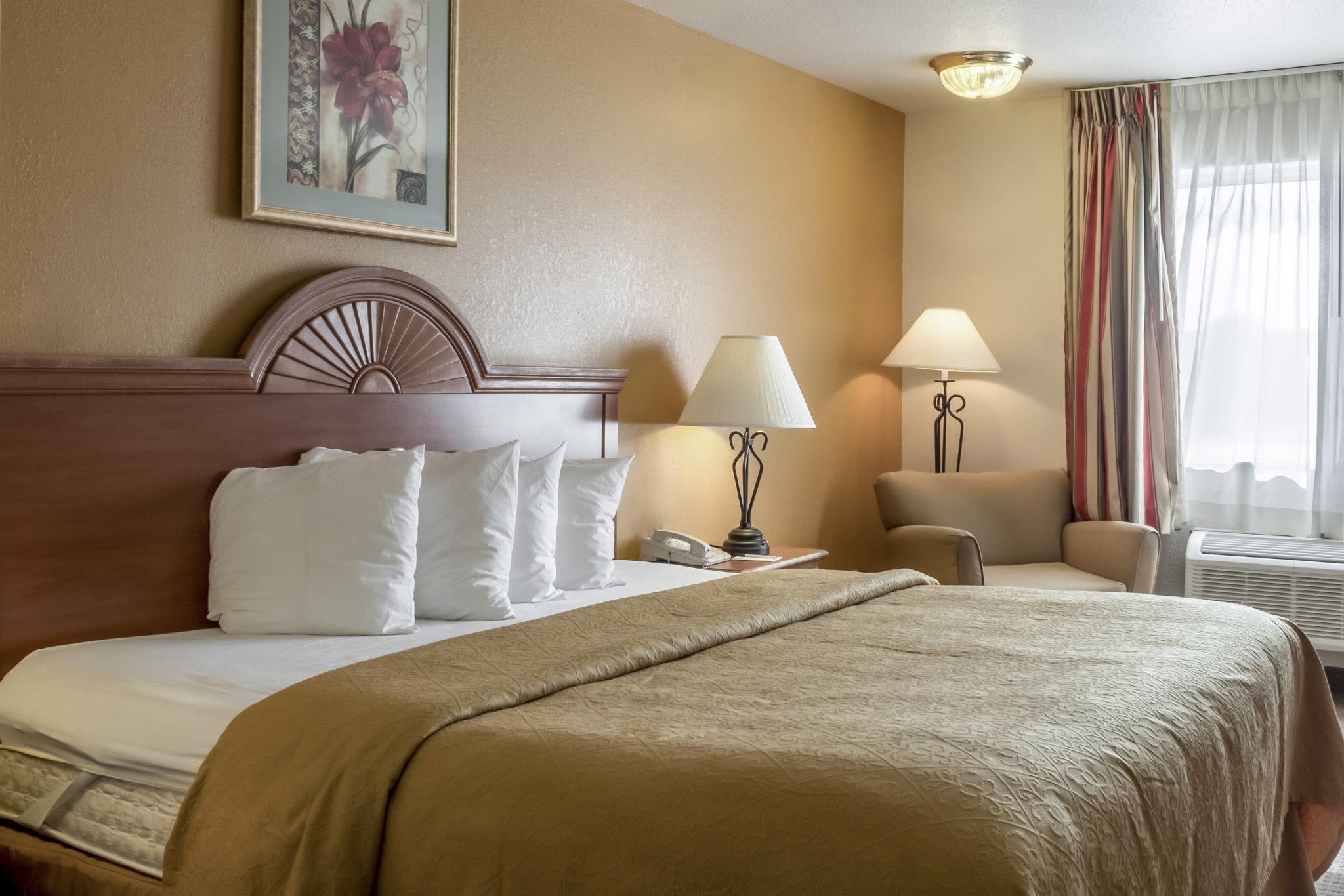 Quality Inn Huron Εξωτερικό φωτογραφία