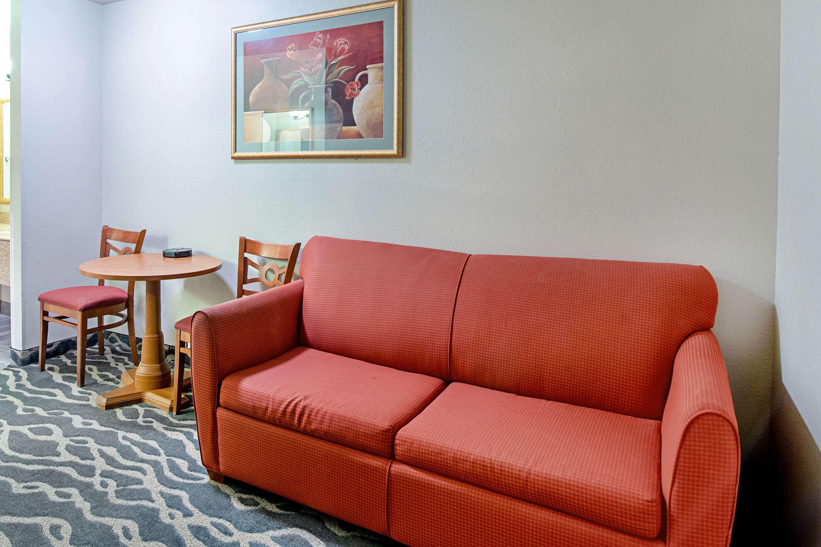 Quality Inn Huron Εξωτερικό φωτογραφία