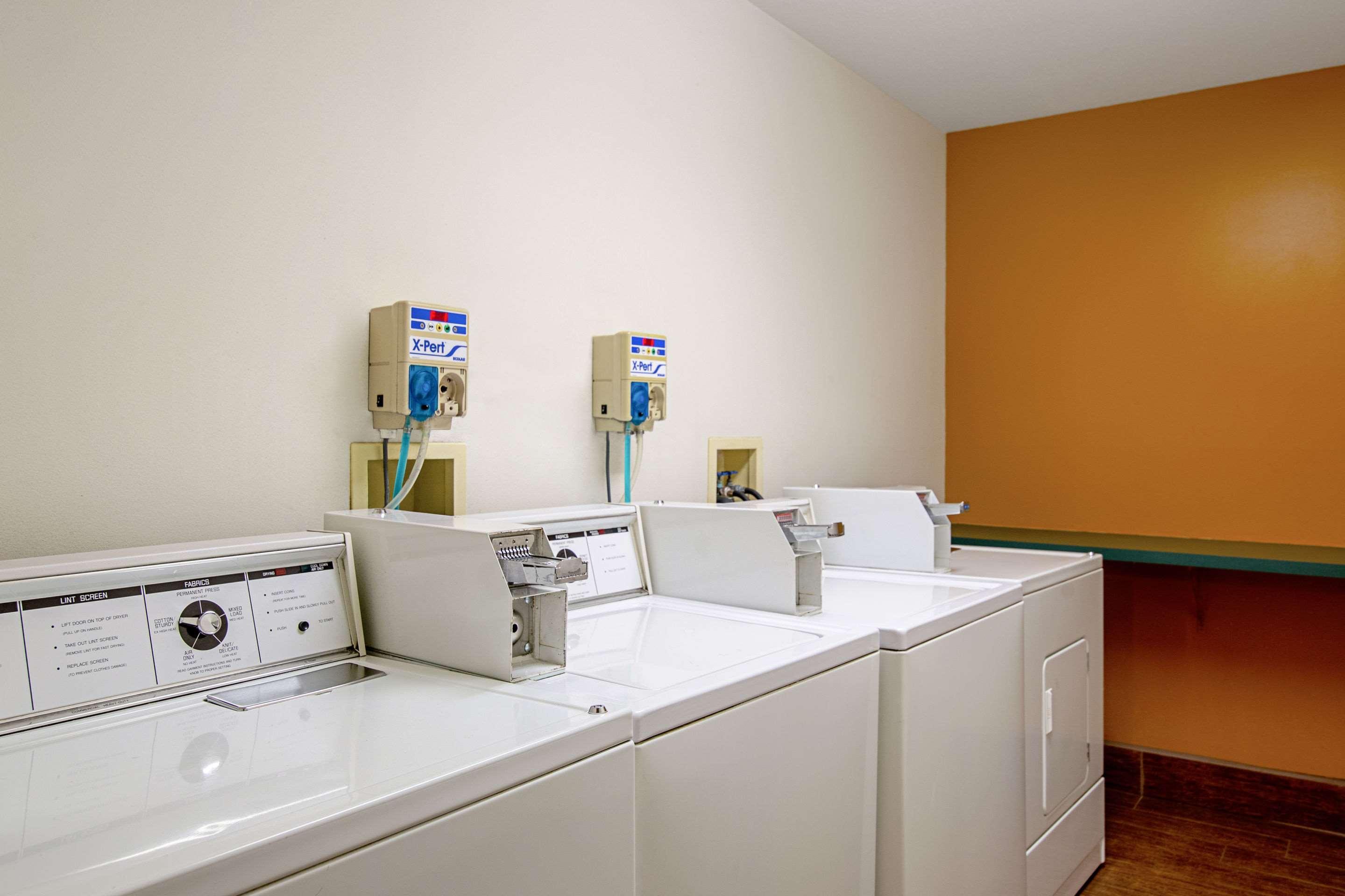 Quality Inn Huron Εξωτερικό φωτογραφία