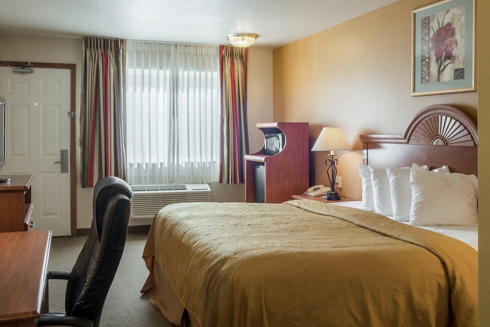 Quality Inn Huron Εξωτερικό φωτογραφία