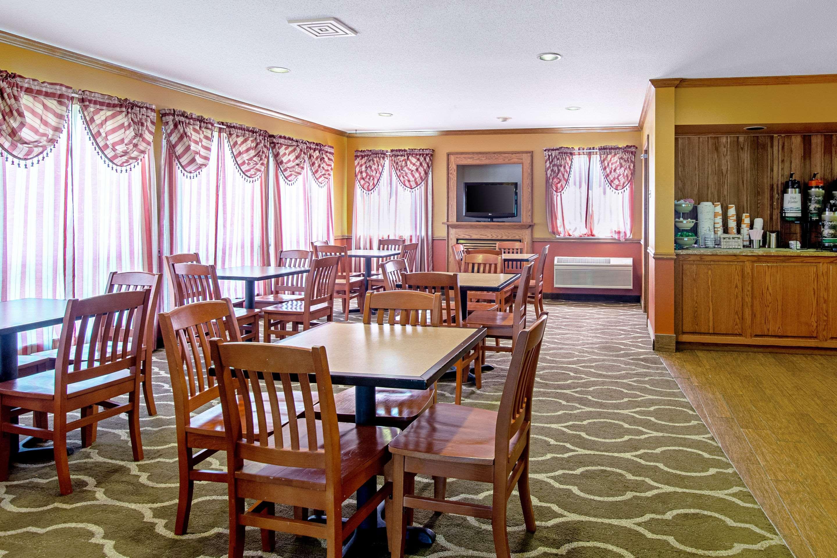 Quality Inn Huron Εξωτερικό φωτογραφία